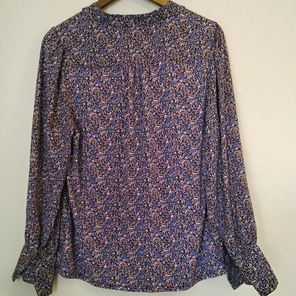Ann Taylor Factory Blouse Womens Medium Purple Blue White Floral Cottagecore Top
